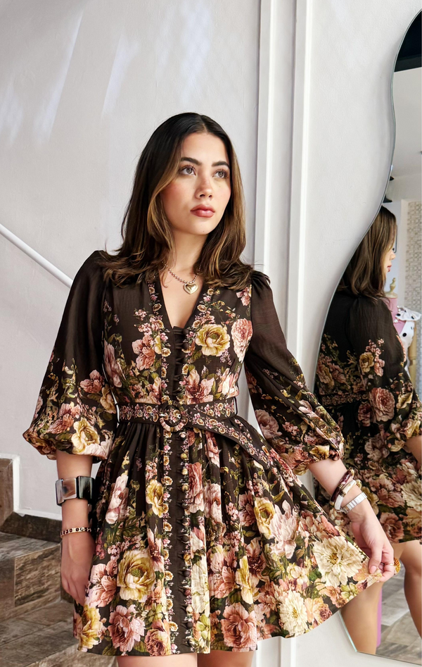 Vestido corto estampado con cinto