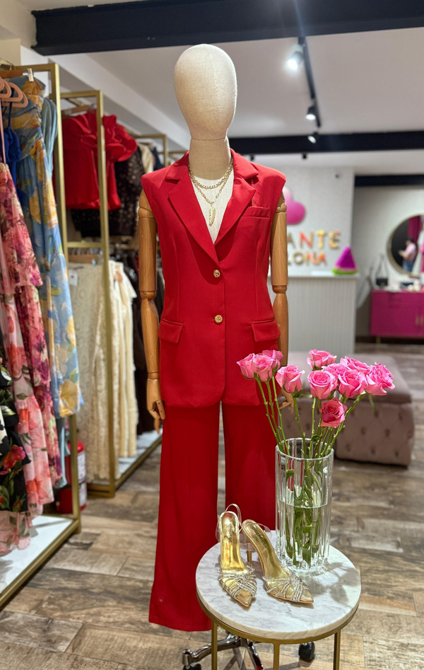 Conjunto chaleco largo y pantalón